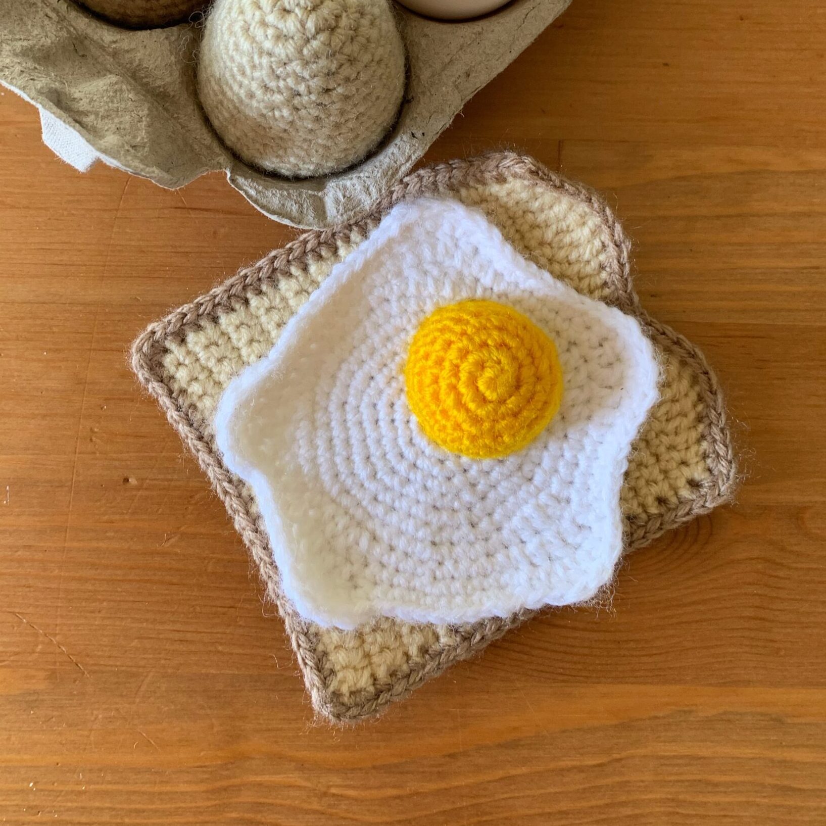 Free Fried Egg Crochet Pattern, Sunnyside Up Egg and Toast Breakfast